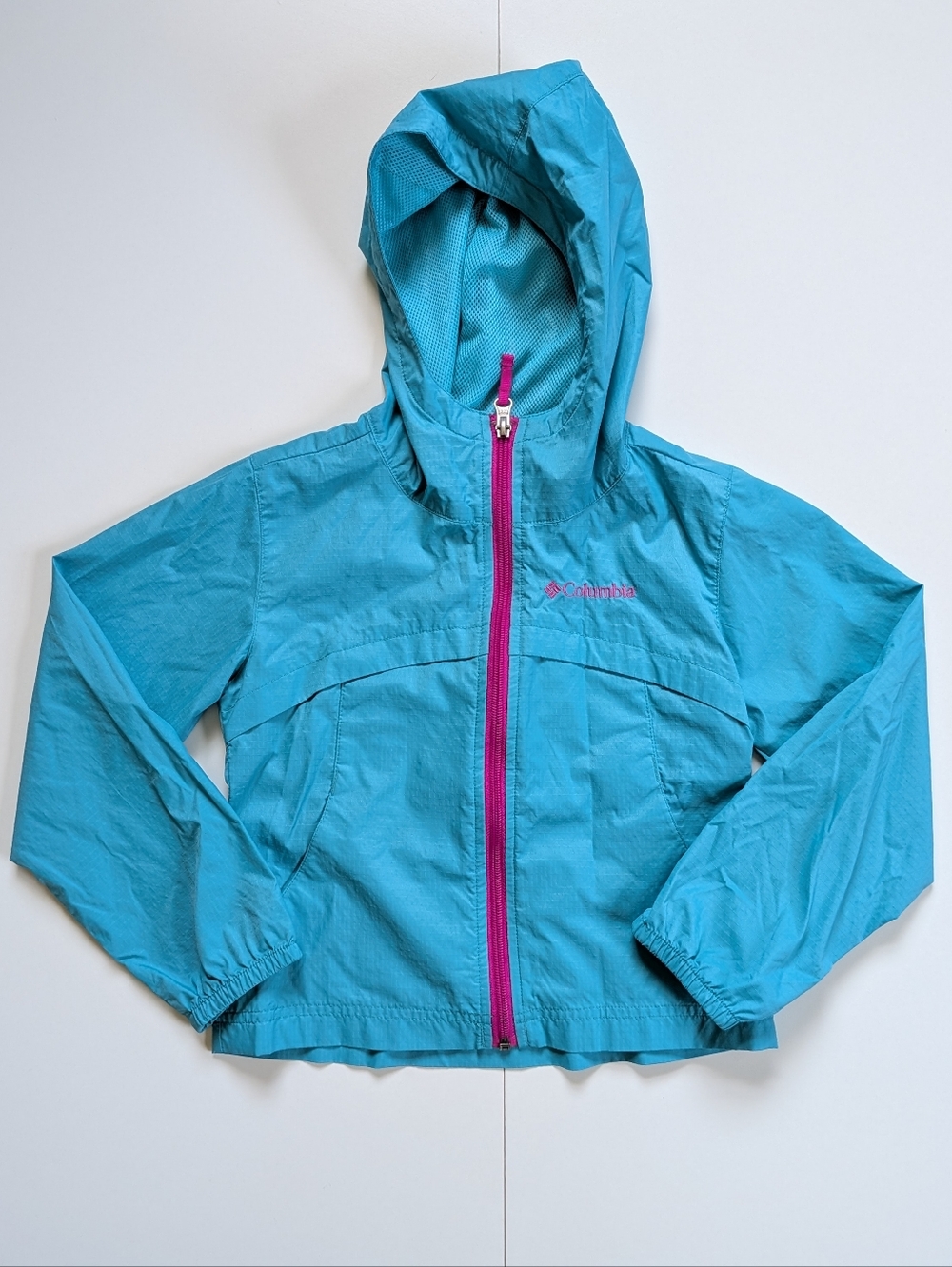 Columbia Aqua Girls' Hooded Windbreaker with Pink Zip 4/5